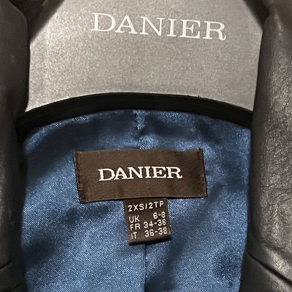 Danier Black Leather Jacket with Blue Lining - Picture 4 of 6